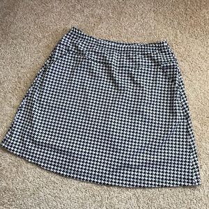 Tail Golf Skort - barely worn, excellent condition